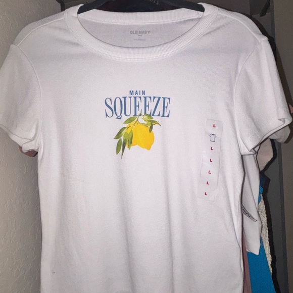 Old Navy White Tee with Lemon Graphic - Picture 1 of 1
